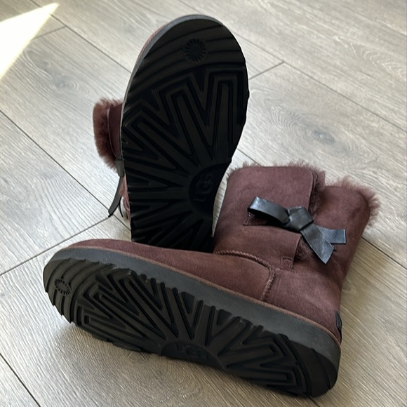 UGG Bailey boot size 9 in Brown - Picture 4 of 5